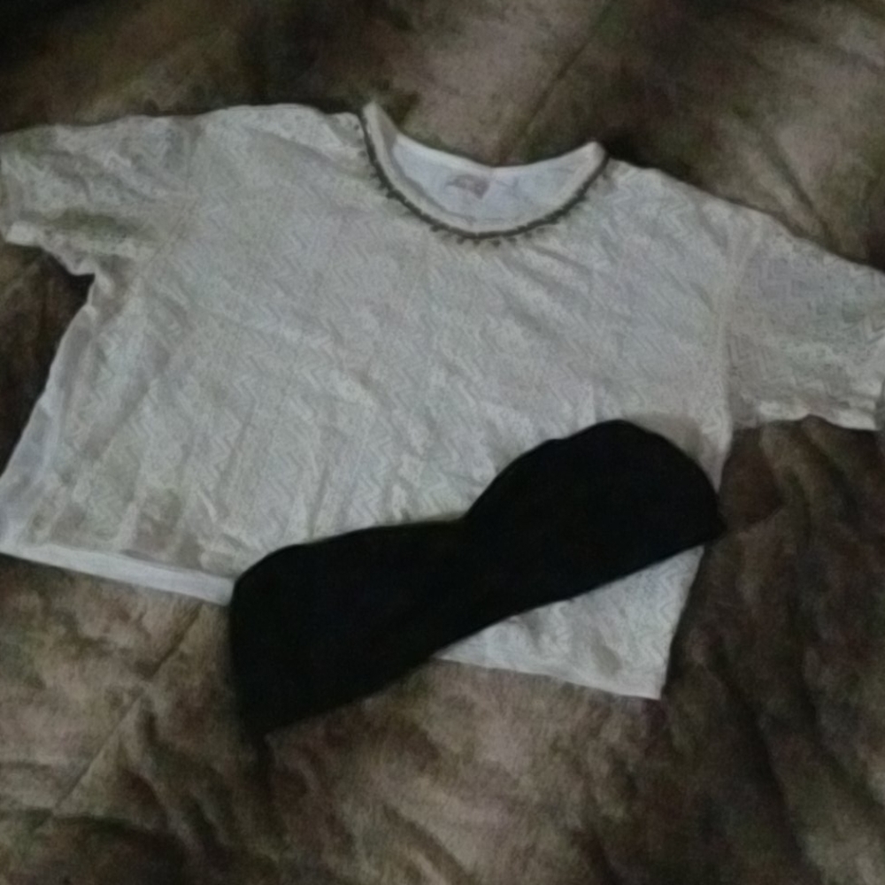 HOLLISTER Sheer lacey crop top with VS bandeau